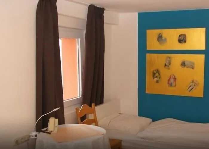 Paseo Ξενοδοχείο 3*